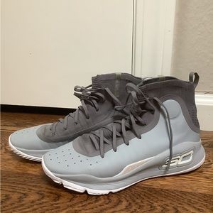 Curry basketball shoes 10.5 men’s